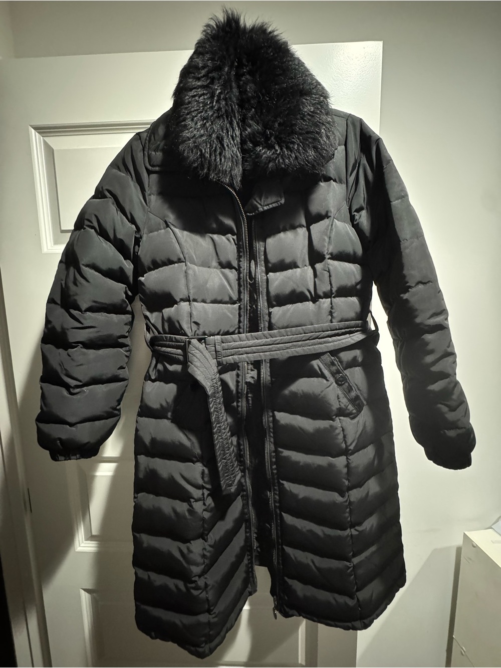 Massimo Dutti Black Quilted Belted Puffer Coat with Faux Fur Collar